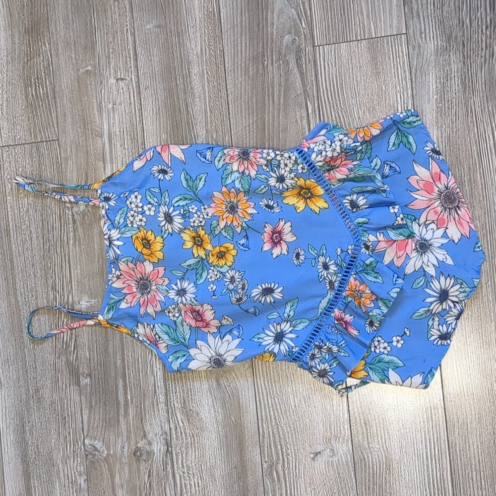 BOGO!! NWT B.O.G Collective Floral  Peplum Tank S